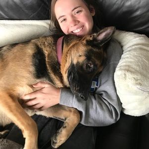 Meet your Posher, Caroline